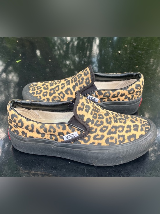 Vans Shoes - Vans Leopard Print Slip-On Loafers - Black & Tan size 6